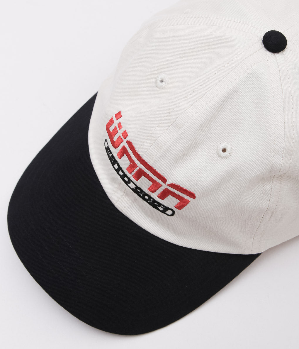 STUDIO WEAREALLANIMALS ''"SPORT LOGO" CAP'' (OFF WHITE/BLACK)