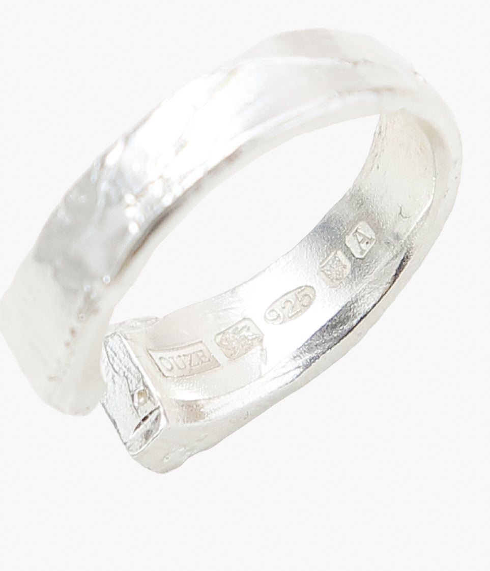 THE OUZE ''OPEN RING'' (RUBY)