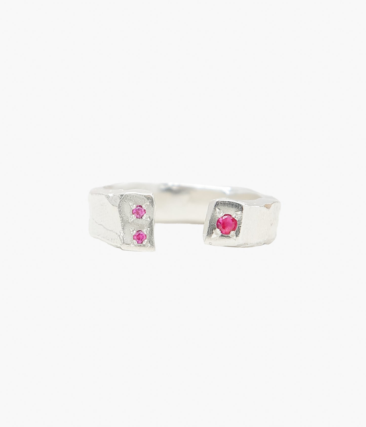 THE OUZE ''OPEN RING'' (RUBY)