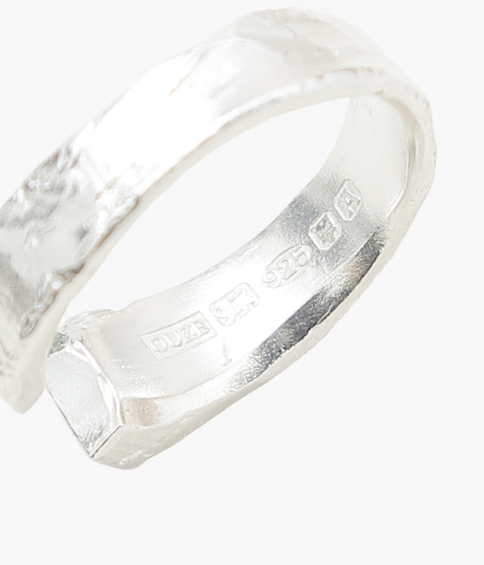 THE OUZE ''OPEN RING'' (RUBY)