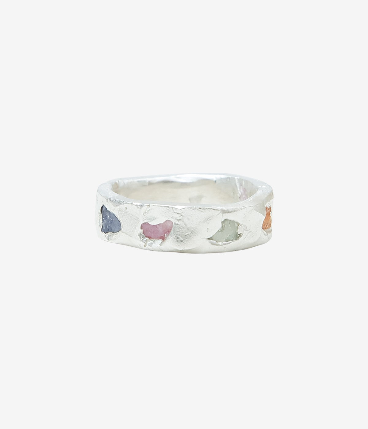 THE OUZE ''MULTI SAPPHIRE SCATTER BAND'' (MULTI SAPPHIRE)