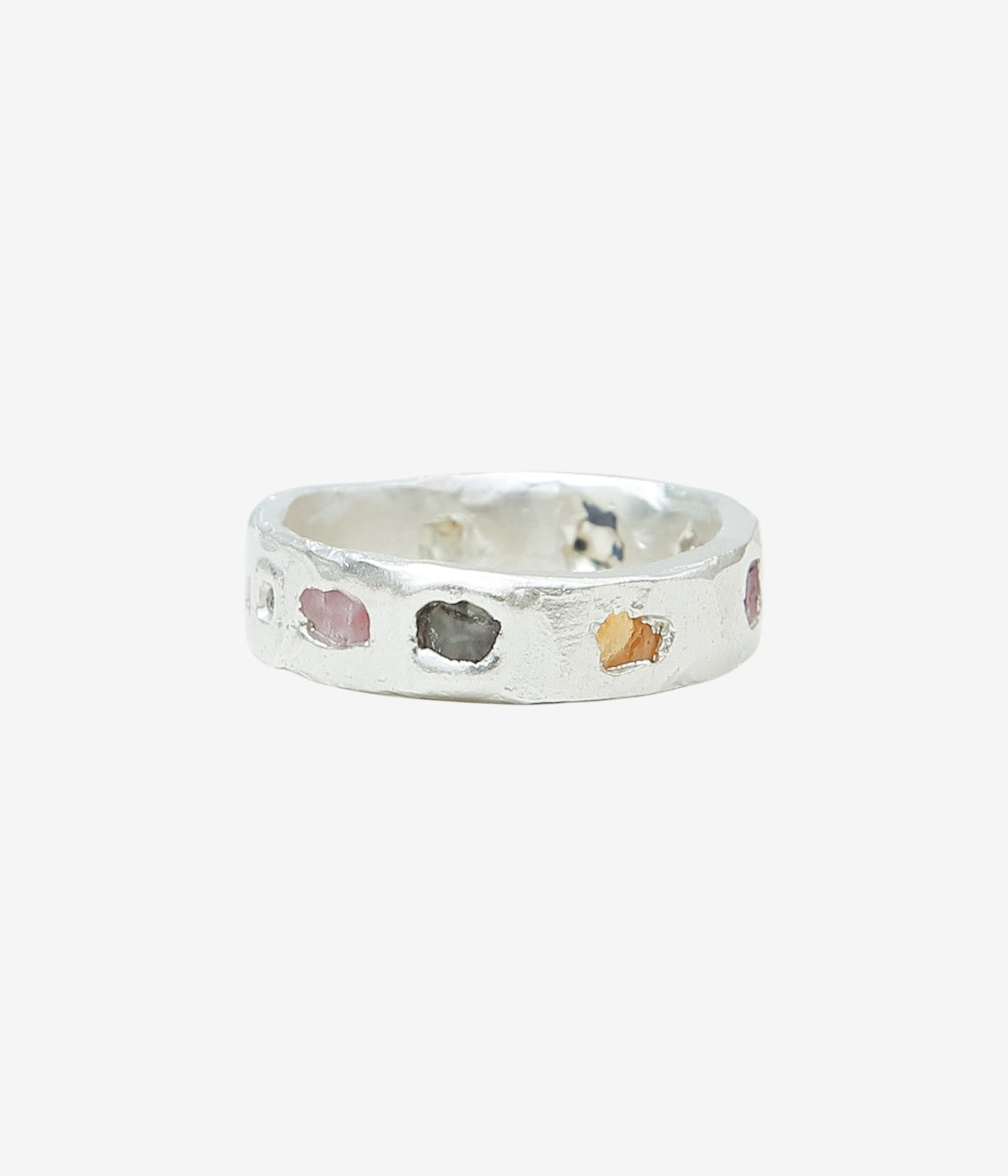 THE OUZE ''MULTI SAPPHIRE SCATTER BAND'' (MULTI SAPPHIRE)