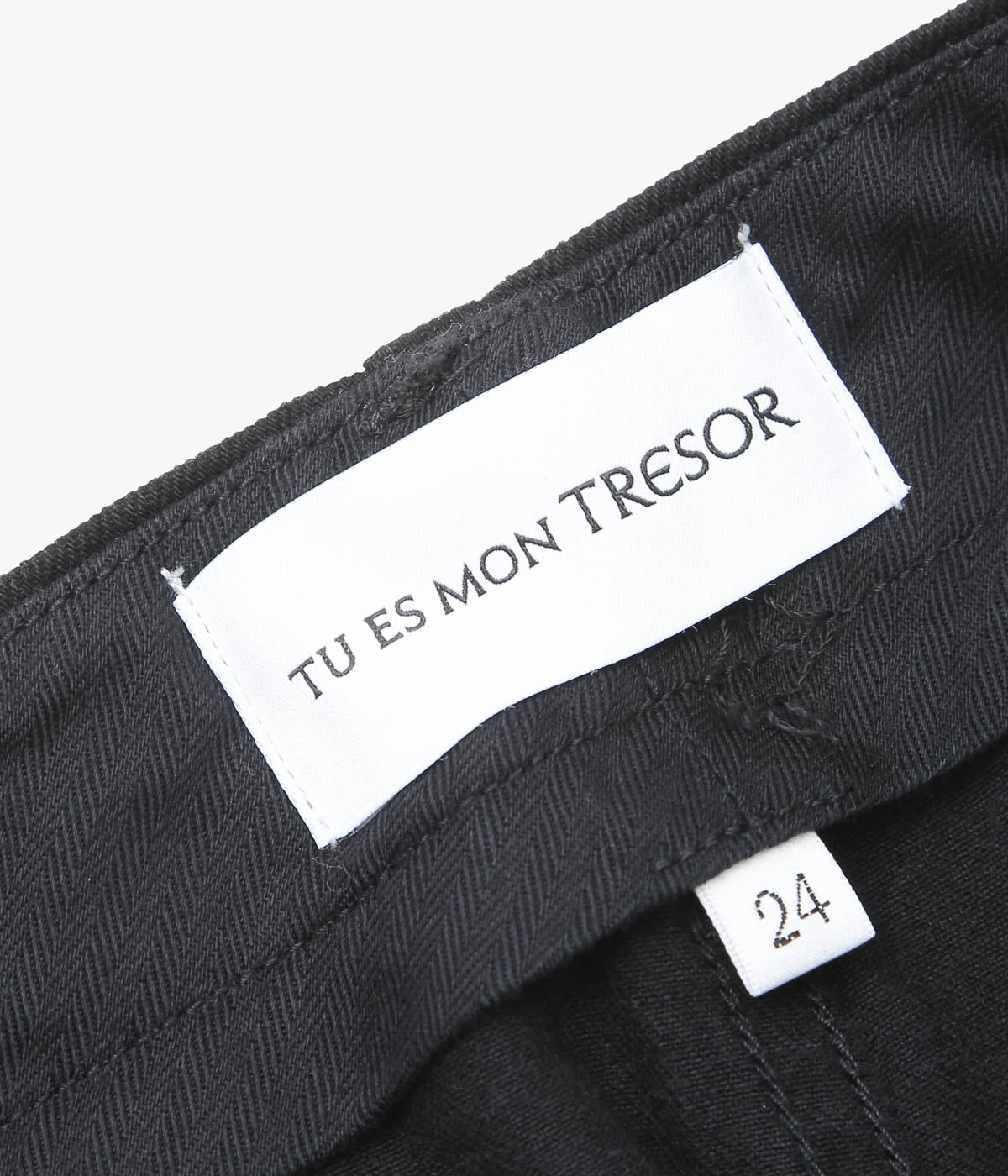 TU ES MON TRESOR "THE HEMATITE JEAN SHORT" (BLACK)