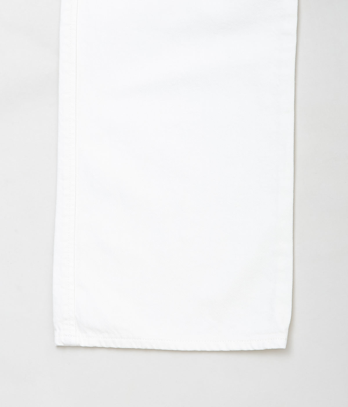 TU ES MON TRESOR ''THE OPAL JEAN'' (WHITE)
