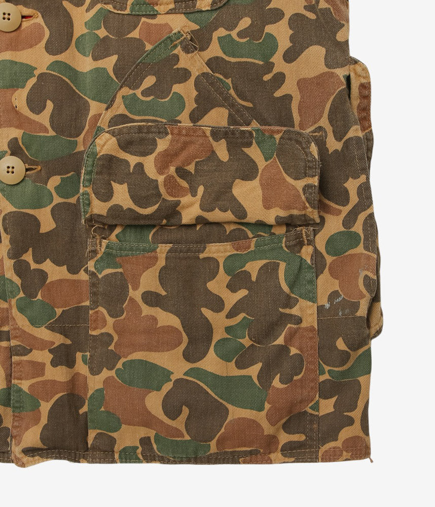 VINTAGE CLOTHING ''60s HUNTING JKT DUCK CAMO RED LINING'' (CAMO)