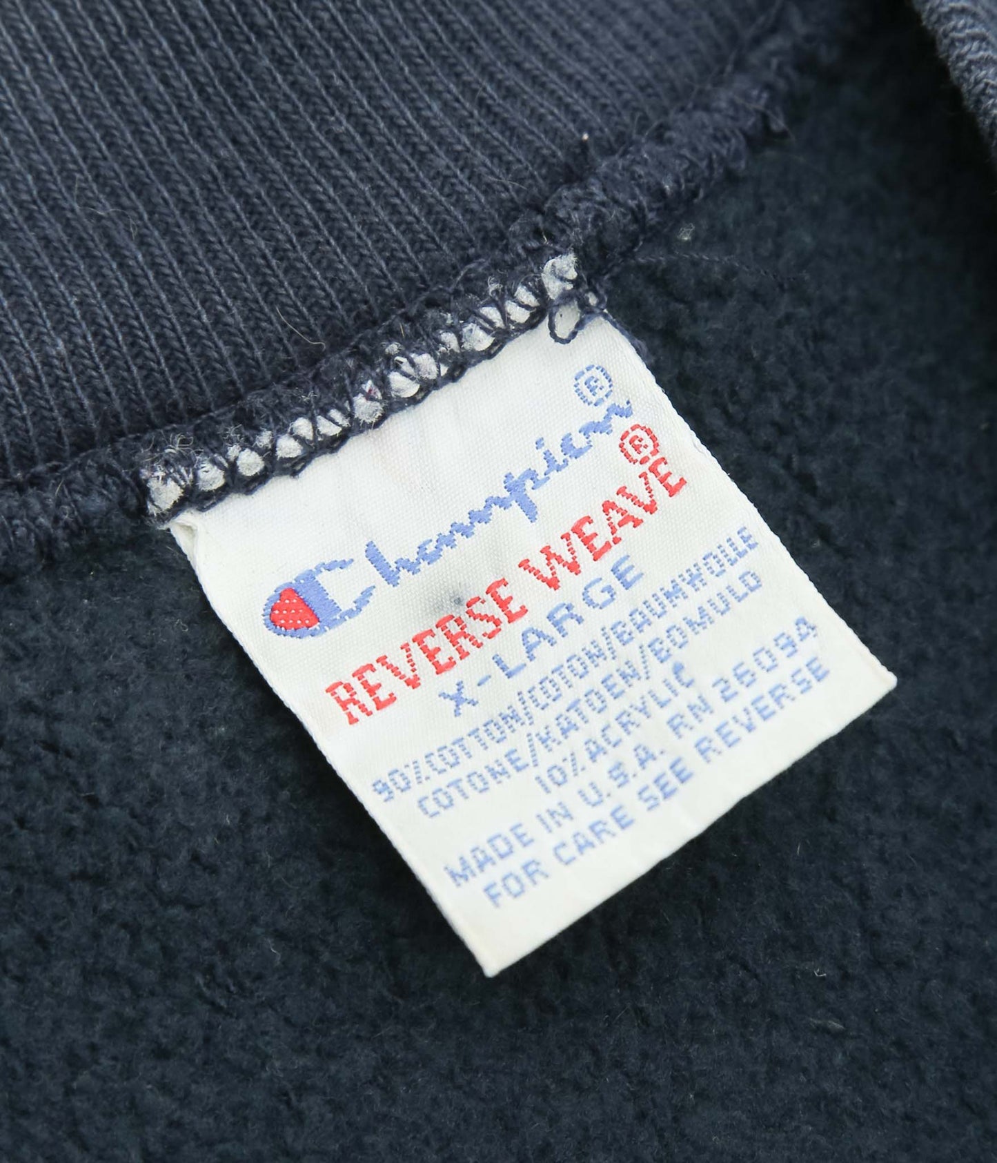 VINTAGE CLOTHING ''90's CHAMPION REBERSE WEAVE SNAP'' (NAVY)