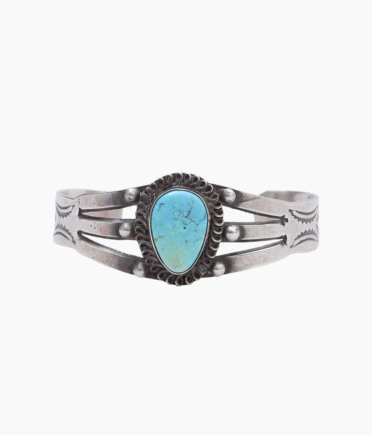 VINTAGE JEWELRY''1940'S~ NAVAJO TURQUOISE BLACELET⓵'' (SILVER)