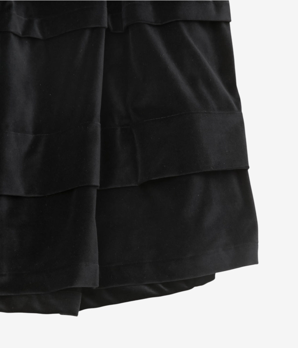 WHITEREAD ''PINTUCK SKIRT'' (EBONY)