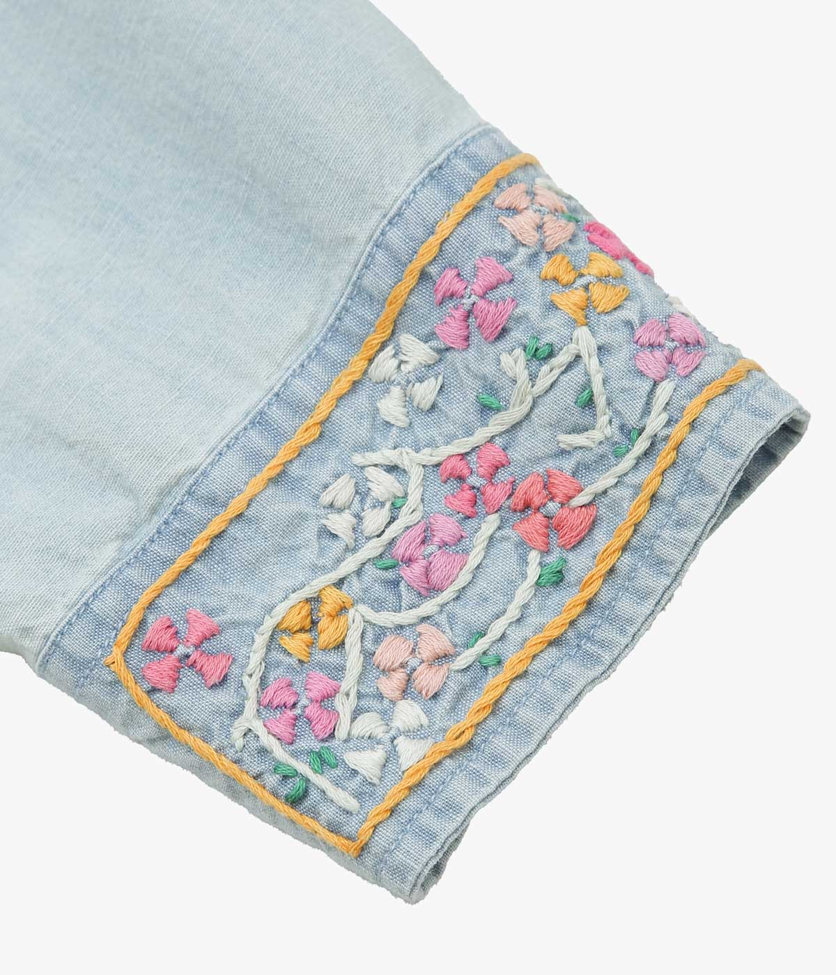 WYTHE ''EMBROIDERED CHAMBRAY WORKSHIRT'' (WASHED AND SUNFADED INDIGO)