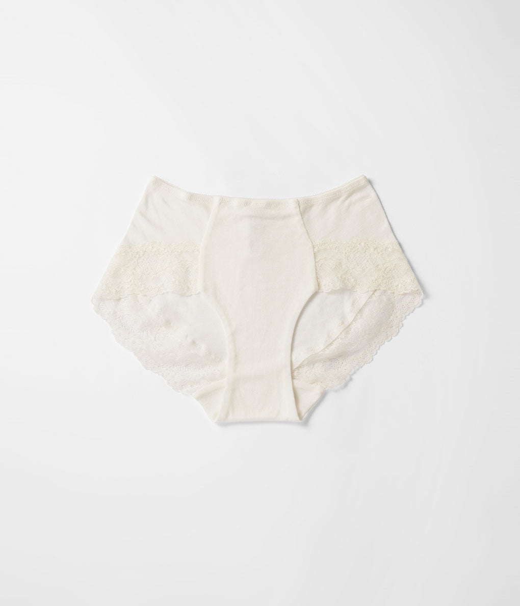 SOUPLE LUZ "BACK RACE SHORTS" (OFF WHITE)