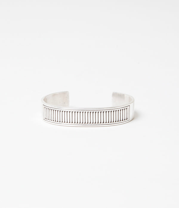 HOWARD NELSON "12MM FILIP FEATHER BANGLE"(STARLING SILVER)