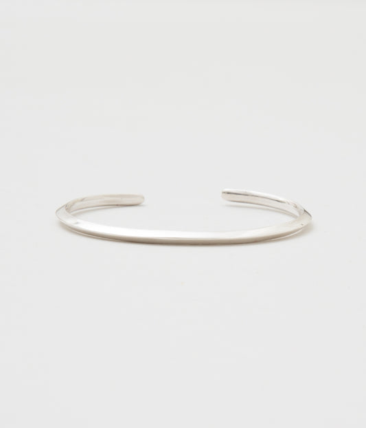 ERICKA NICOLAS BEGAY "HAND MADE TRIANGLE PLAIN BANGLE"