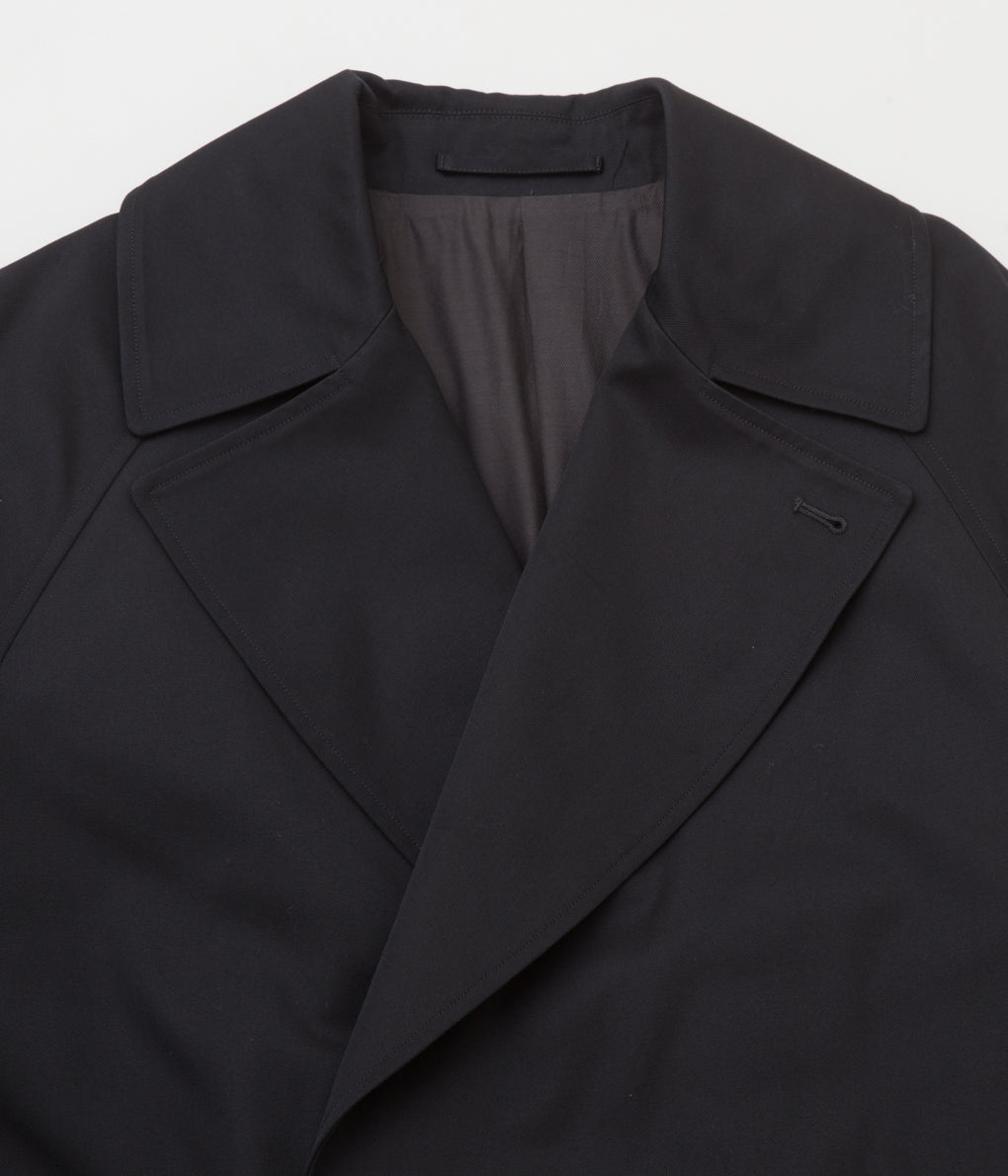 COMOLI "Cotton Gabba Tie Rocken Coat" (BLACK)