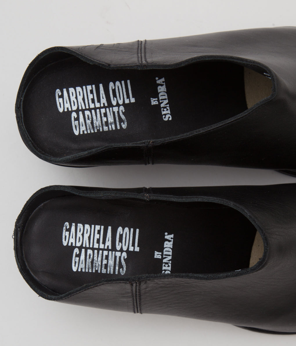 GABRIELA COLL GARMENTS "NO.130 SENDRA CROPPED BOOTS"(BLACK)