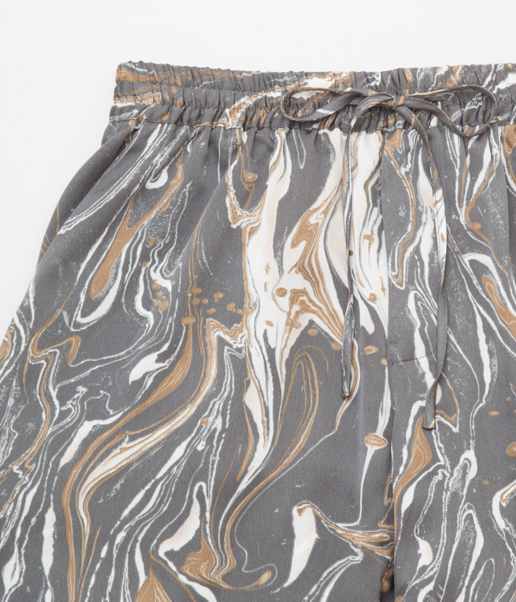 GREI. "TRACK SHORT / MARBLE PRINT"(CHARCOAL)