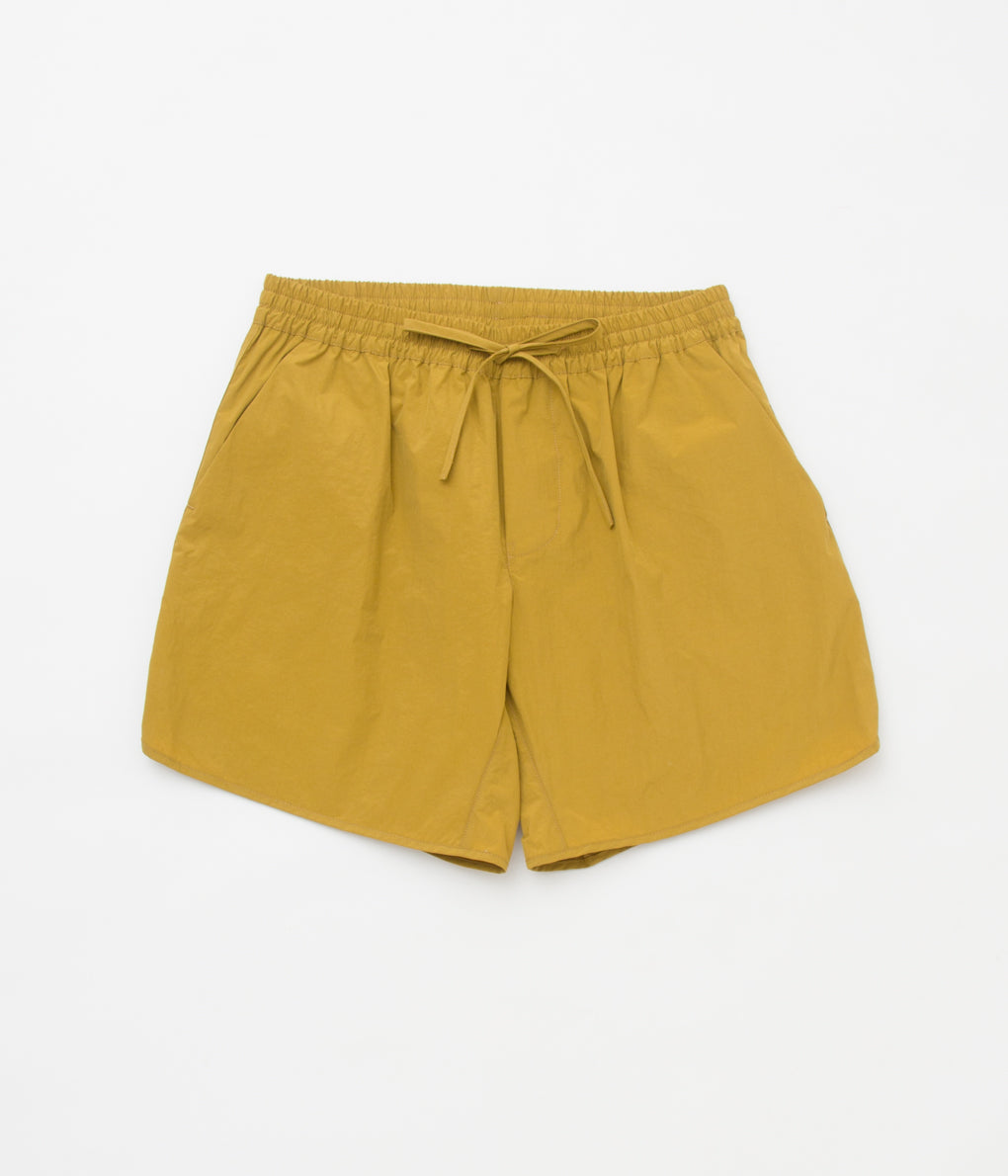 GREI. "TRACK SHORT / PARACHUTE NYLON"(OLIVE)