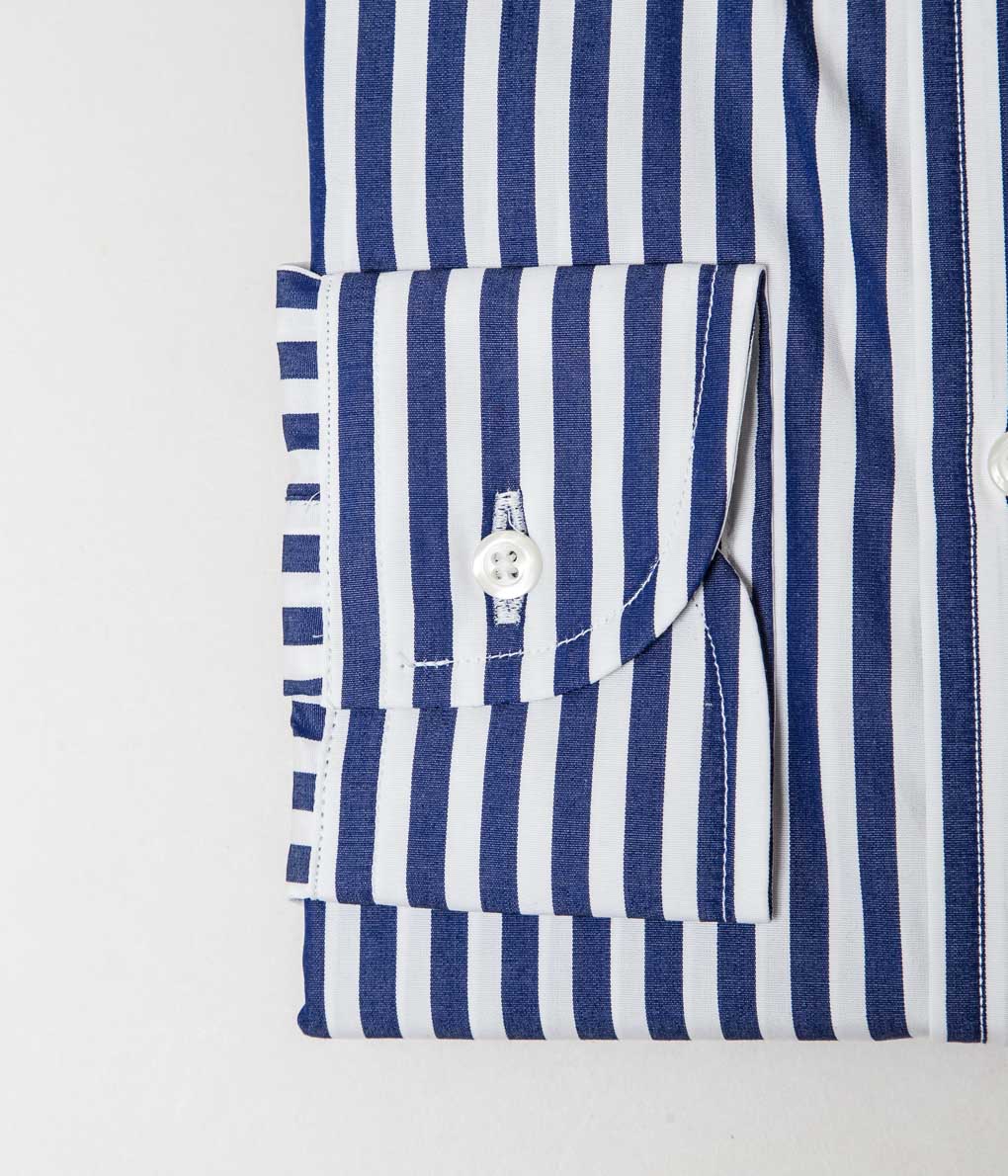 INDIVIDUALIZED SHIRTS "BARBER STRIPE (STANDARD FIT BUTTON DOWN SHIRT)" (BLUE)