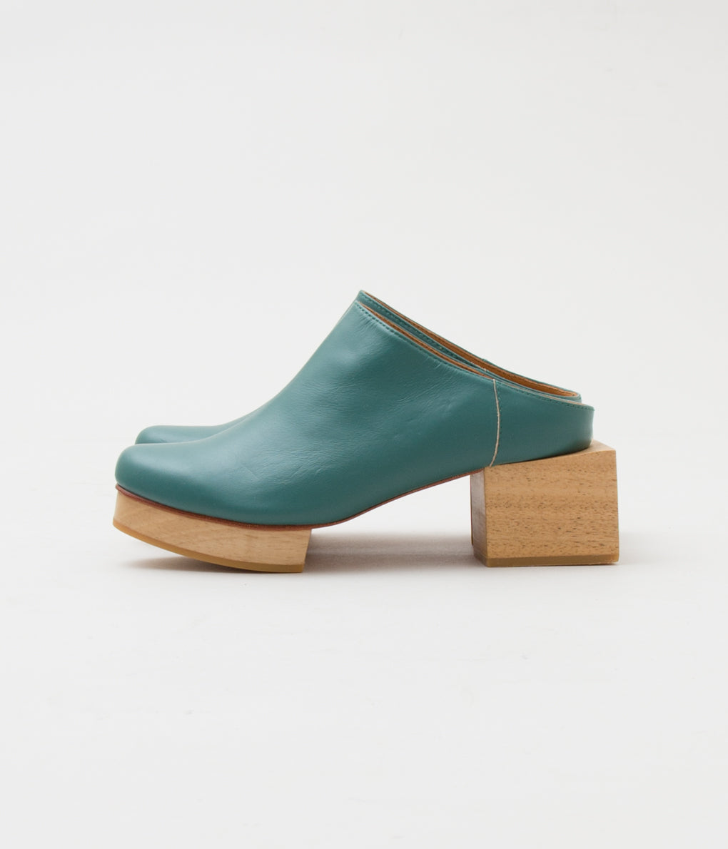 BEKLINA "MATISSE PLATFORM MULES"(CYPRESS)