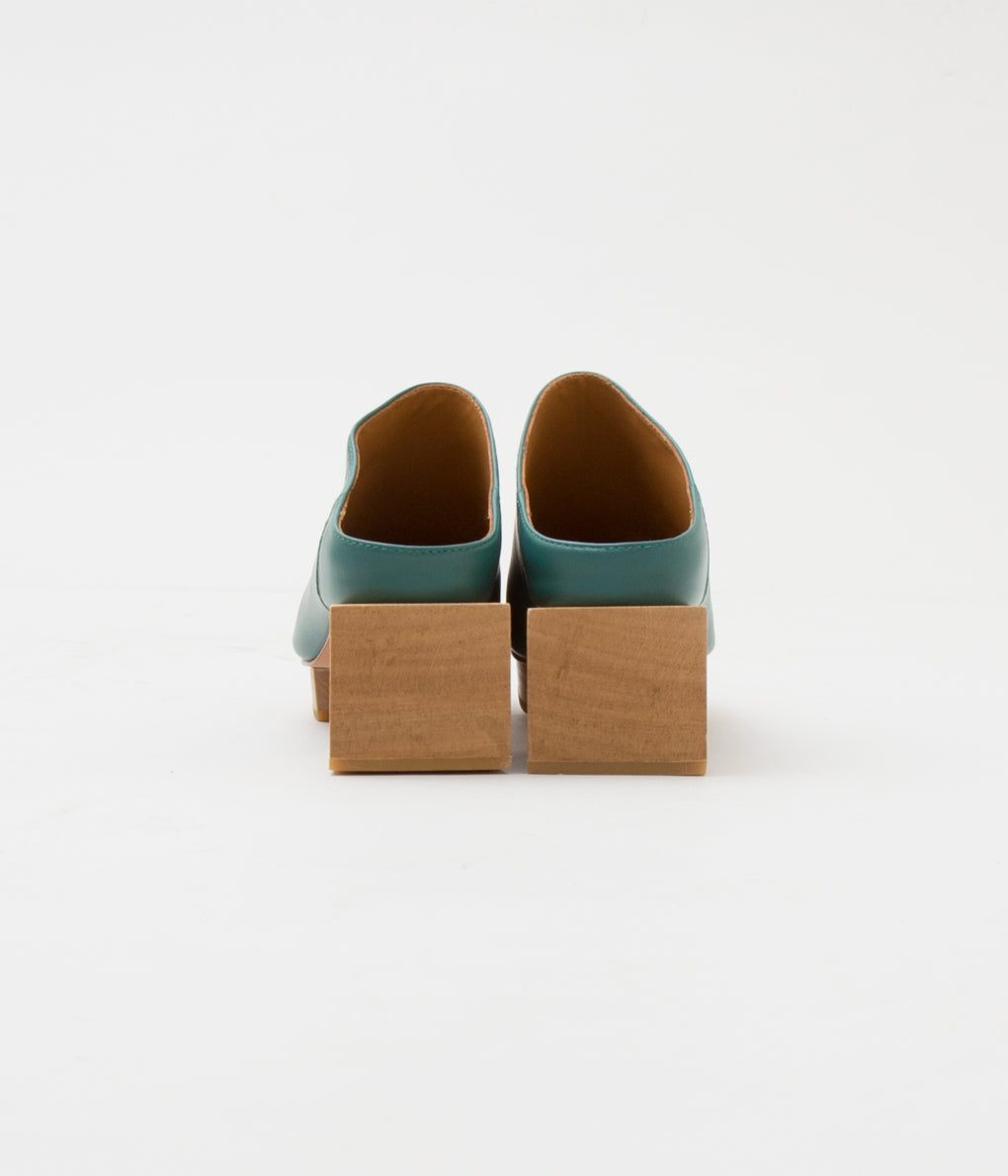 BEKLINA "MATISSE PLATFORM MULES"(CYPRESS)